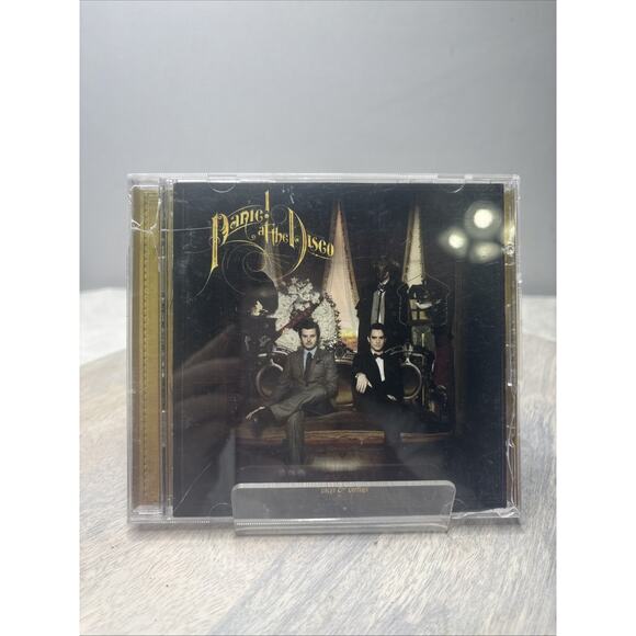 Panic! At The Disco – Pretty. Odd. (CD, 2008) Pop Rock / Brendon Urie - Picture 1 of 5